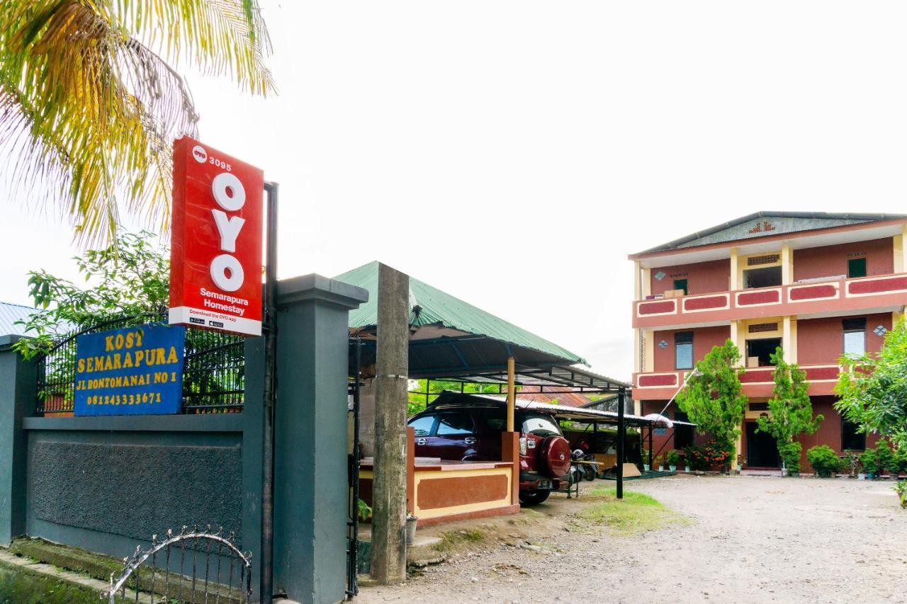 Oyo 3095 Semarapura Homestay Makassar Exteriör bild